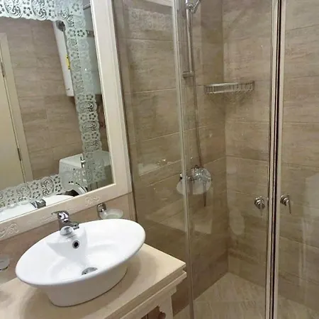 Patrick's - Harmony Palace סאני ביץ'